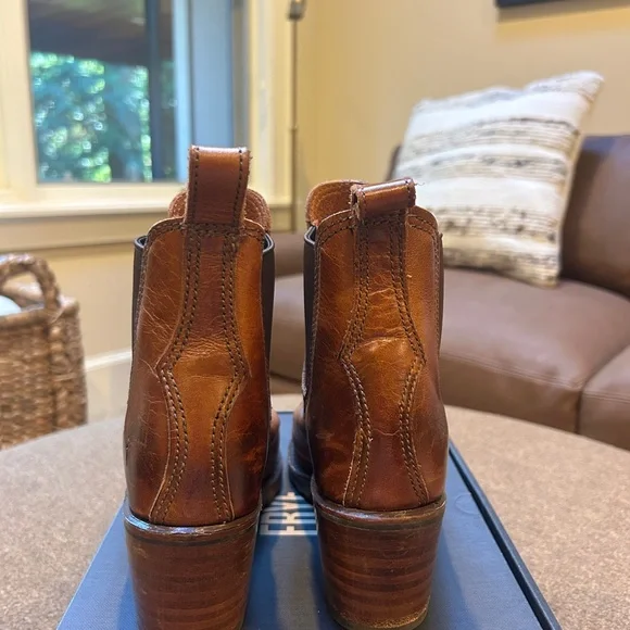 Frye Sabrina Chelsea Booties - Picture 5 of 8